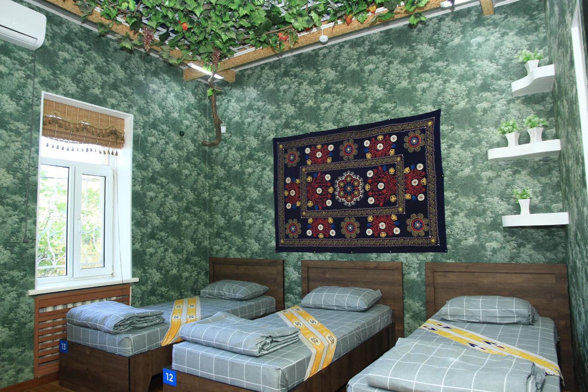 Yellow Hostel Dushanbe Exterior foto